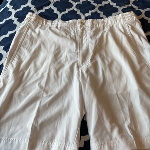 PGA Tour White Flat-Front Men's Golf Shorts